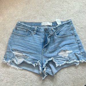 ABERCROMBIE JEAN SHORTS